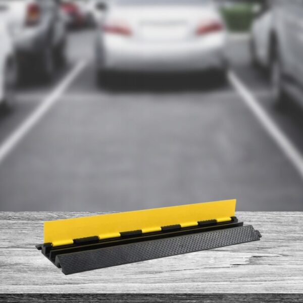 Najazd kablowy na kable oslona prog 2 kanaly drogowy parkingowy 100cm zolty